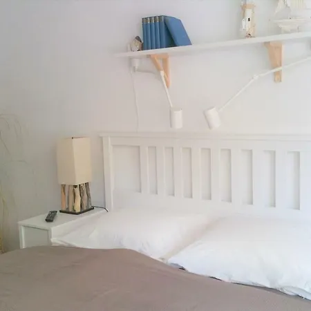 Apartament Holi Day 1 *